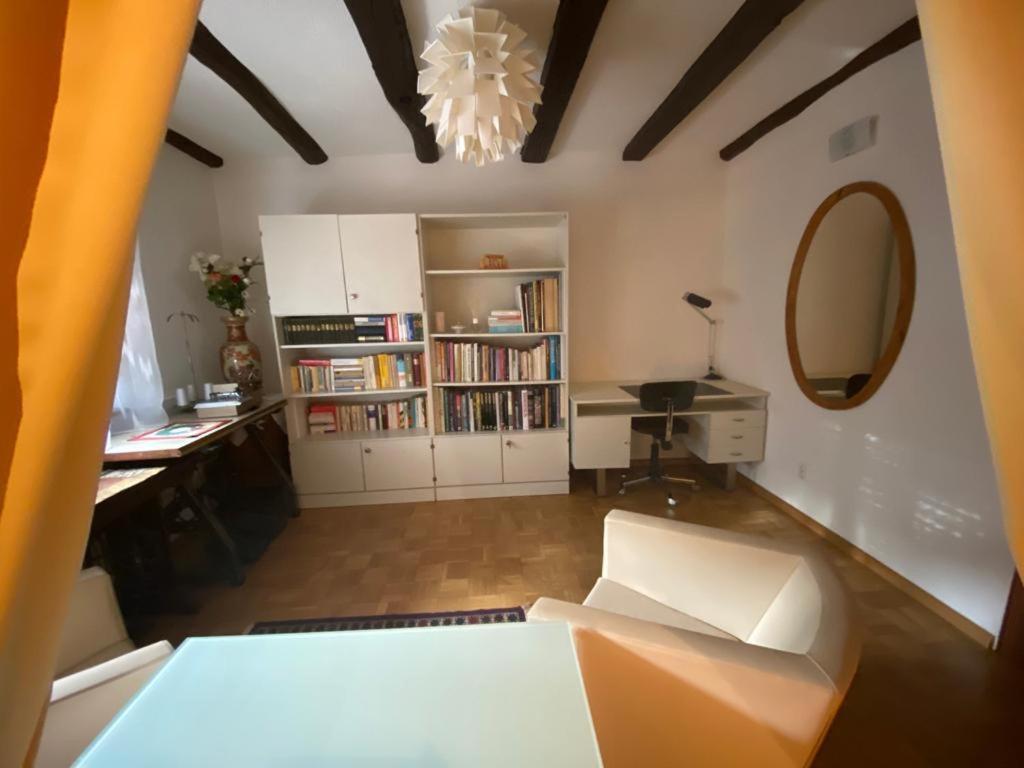 אוננג River Side Appartment מראה חיצוני תמונה